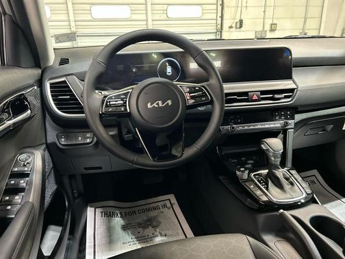 Steel Gray 2026 Kia Seltos EX