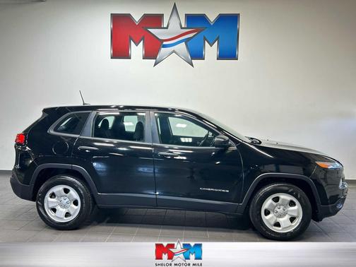 Diamond Black Crystal Pearlcoat 2017 Jeep Cherokee Sport