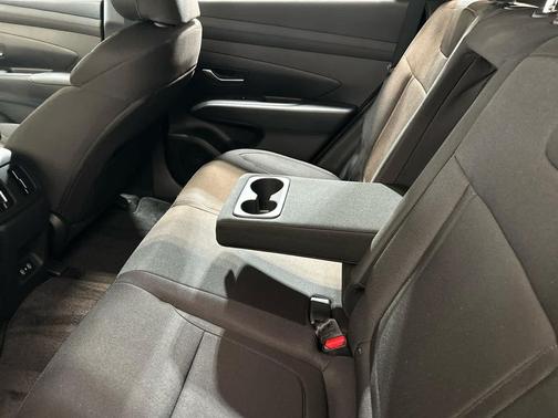 Creamy White Pearl 2026 Hyundai TUCSON Hybrid Blue SE