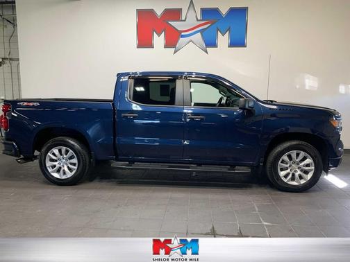 2022 Chevrolet Silverado 1500 Custom