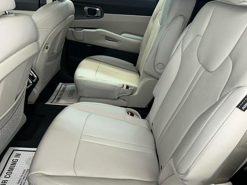 Cityscape Green 2026 Kia Sorento Hybrid EX