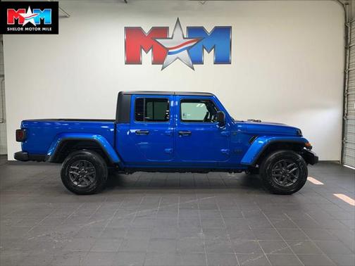 2025 Jeep Gladiator Sport S