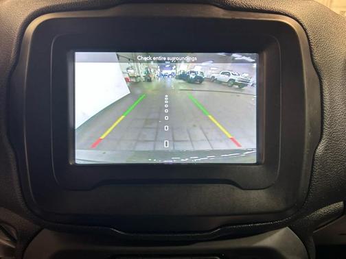 Granite Crystal Metallic Clearcoat 2020 Jeep Renegade Latitude