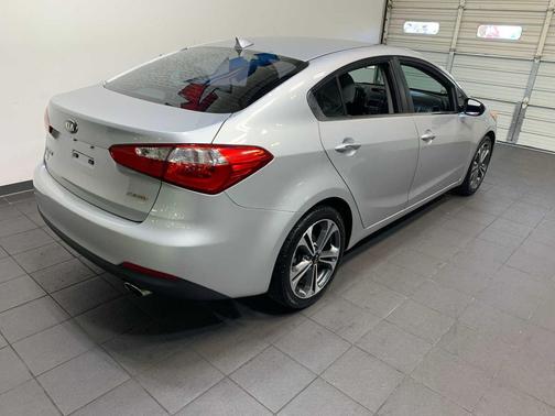 2016 Kia Forte EX