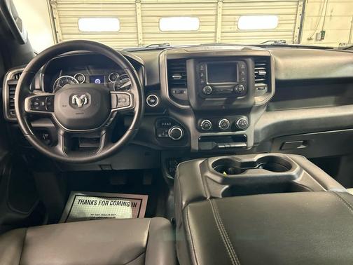 Bright White Clearcoat 2022 RAM 1500 Tradesman