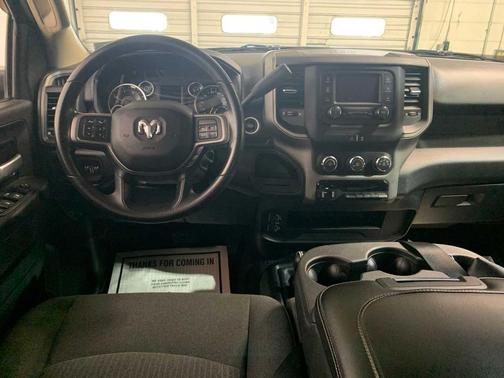 2019 RAM 2500 Tradesman Crew Cab 4x4 6'4' Box