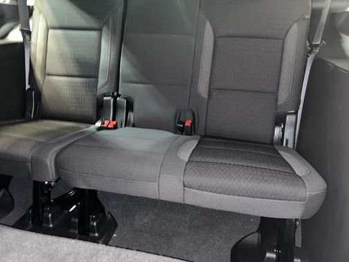 Dark Ash Metallic 2024 Chevrolet Tahoe LS