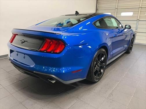 2020 Ford Mustang EcoBoost