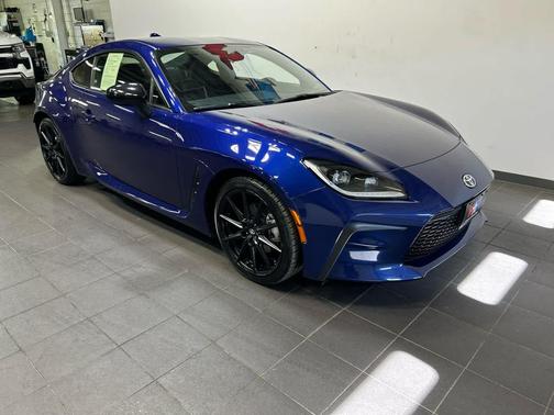 Trueno Blue 2022 Toyota GR86 Premium