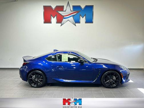 Trueno Blue 2022 Toyota GR86 Premium