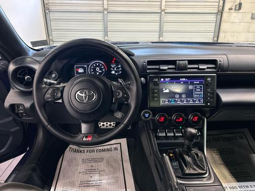 Trueno Blue 2022 Toyota GR86 Premium