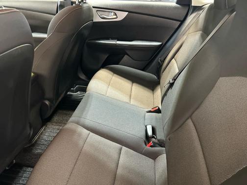 Aurora Black 2023 Kia Forte LX