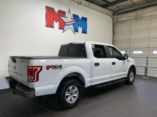 Oxford White 2017 Ford F-150 XL