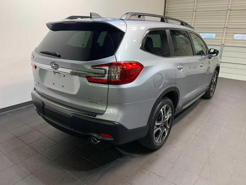 ICE SILVER 2026 Subaru Ascent Limited 7-Passenger