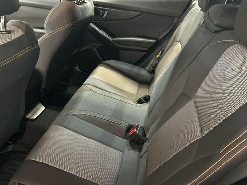 Ice Silver Metallic 2021 Subaru Crosstrek Premium