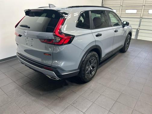 Urban Gray Pearl 2026 Honda CR-V Hybrid TrailSport AWD