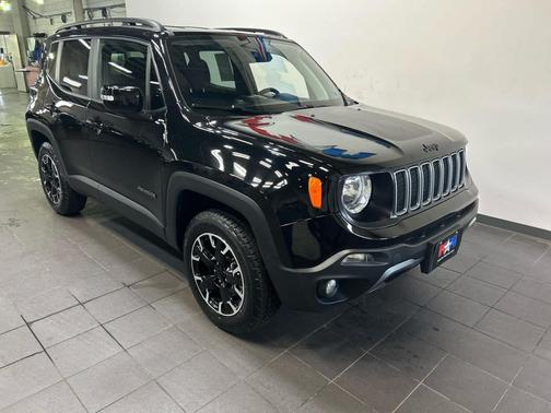 Black Clearcoat 2023 Jeep Renegade Upland