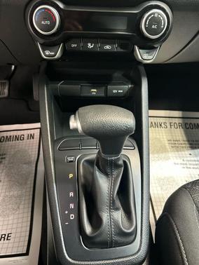 Clear White 2023 Kia Rio S