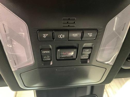 2019 Toyota RAV4 Hybrid SE