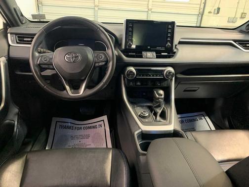 2019 Toyota RAV4 Hybrid SE
