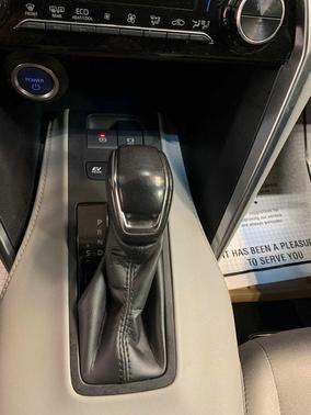 2021 Toyota Venza LE