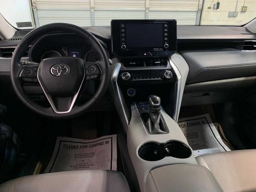 2021 Toyota Venza LE