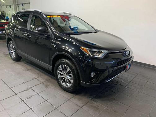 2016 Toyota RAV4 Hybrid XLE