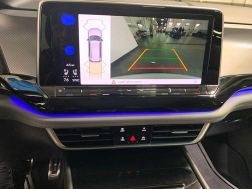 2024 Volkswagen Atlas 2.0T SEL