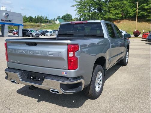 Sterling Gray Metallic 2026 Chevrolet Silverado 1500 LT