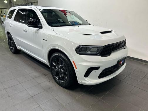 DB Black Clearcoat 2026 Dodge Durango GT Plus