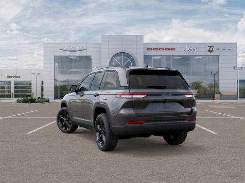2025 Jeep Grand Cherokee Altitude