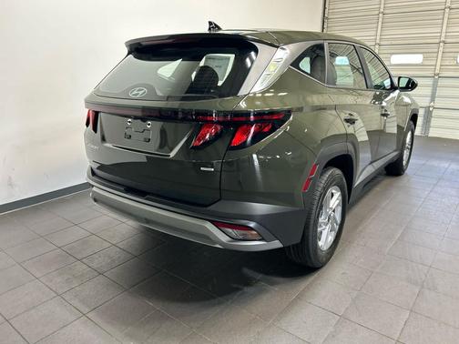 Rockwood Green 2026 Hyundai TUCSON SE