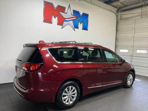 2018 Chrysler Pacifica Touring-L Plus