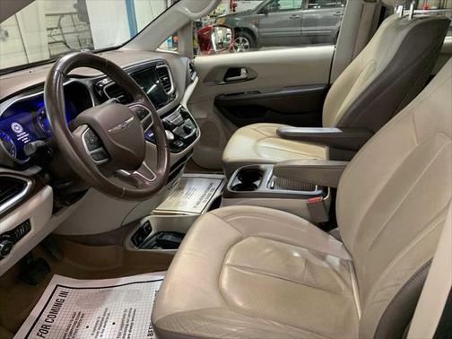 2018 Chrysler Pacifica Touring-L Plus