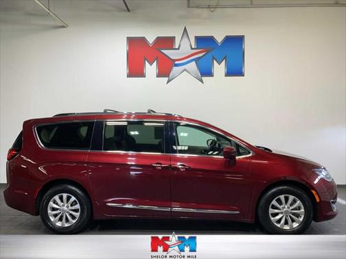 2018 Chrysler Pacifica Touring-L Plus