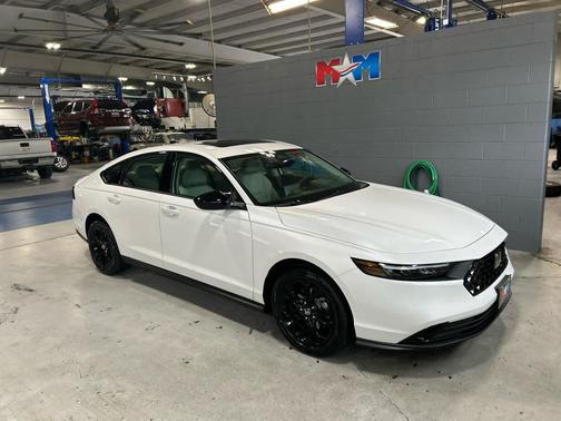 2025 Honda Accord Sport SE 1.5T