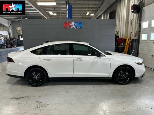 2025 Honda Accord Sport SE 1.5T