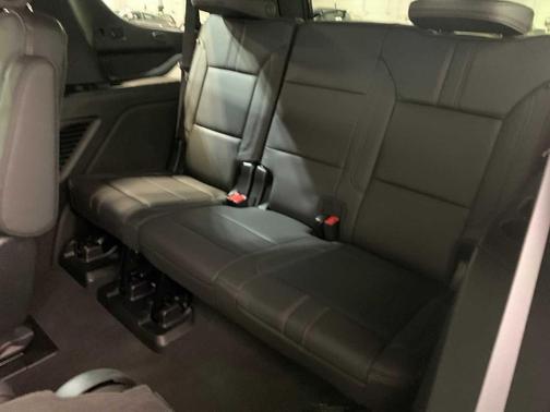 2023 Chevrolet Tahoe 4WD RST