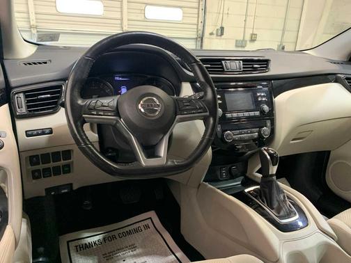 2017 Nissan Rogue Sport SV