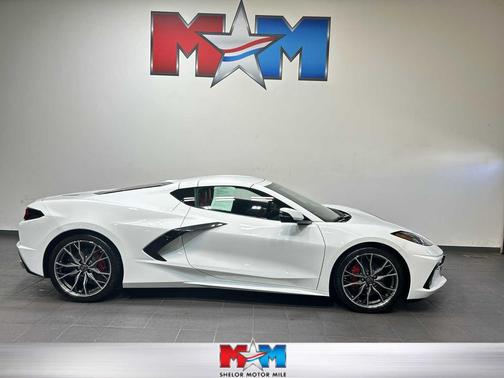 Arctic White 2023 Chevrolet Corvette Stingray w/3LT