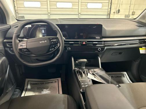 Panthera Metal Gray 2026 Kia Sportage LX