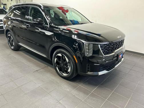 Aurora Black Pearl 2026 Kia Sorento Hybrid EX