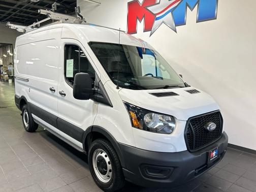 2022 Ford Transit-250 Base