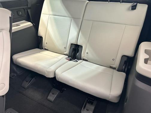 Serenity White 2026 Hyundai SANTA FE HEV Calligraphy