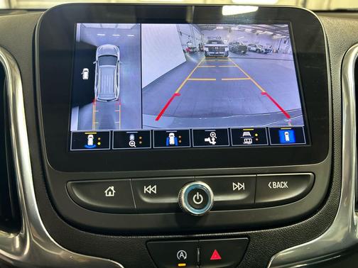 Sterling Gray Metallic 2023 Chevrolet Equinox 1LT