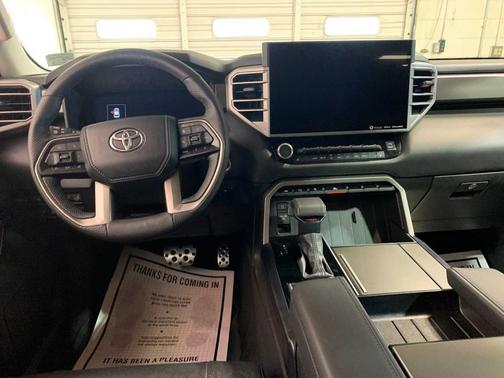 2024 Toyota Sequoia SR5