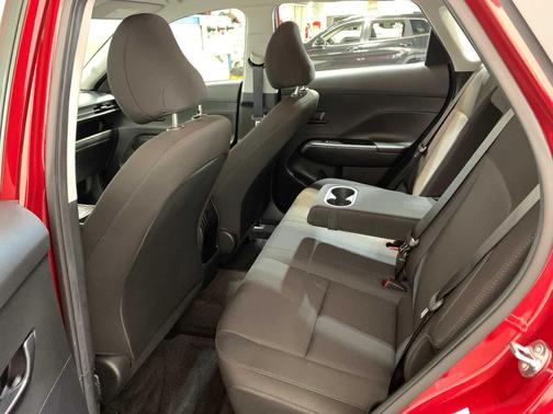 2024 Hyundai KONA SE