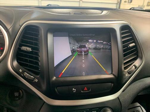 2018 Jeep Cherokee Overland