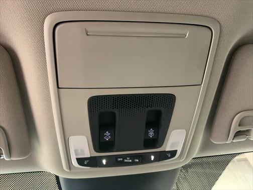 2023 Honda Pilot AWD Elite