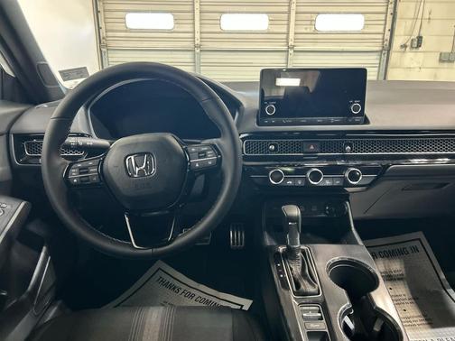 Platinum White Pearl 2026 Honda Civic Sport
